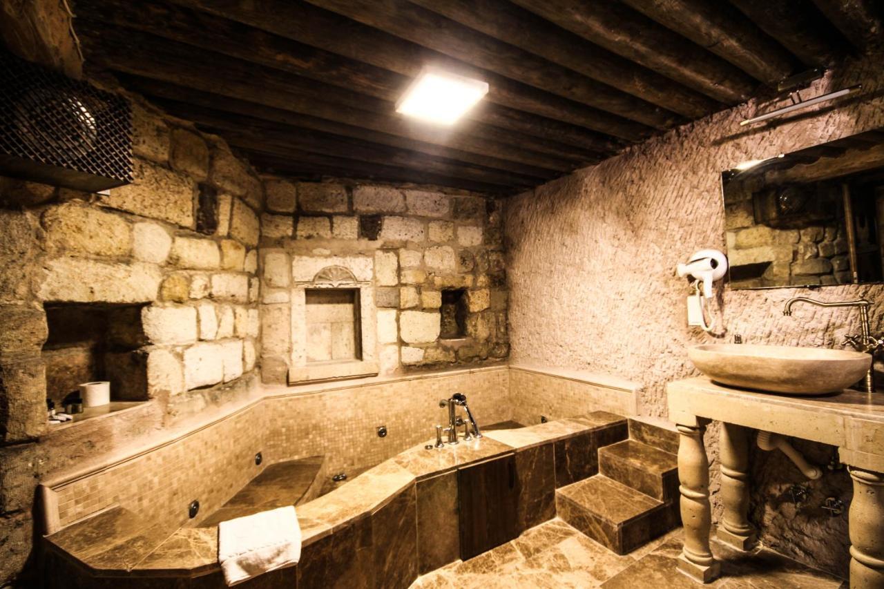 ウルギュップ Heaven Cave House - Razziya Evi Bed & Breakfast エクステリア 写真